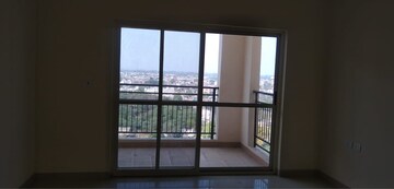 Room in 3.5 BHK Apartment at AWHO 8B, Vrindavan Yojna – for Rent