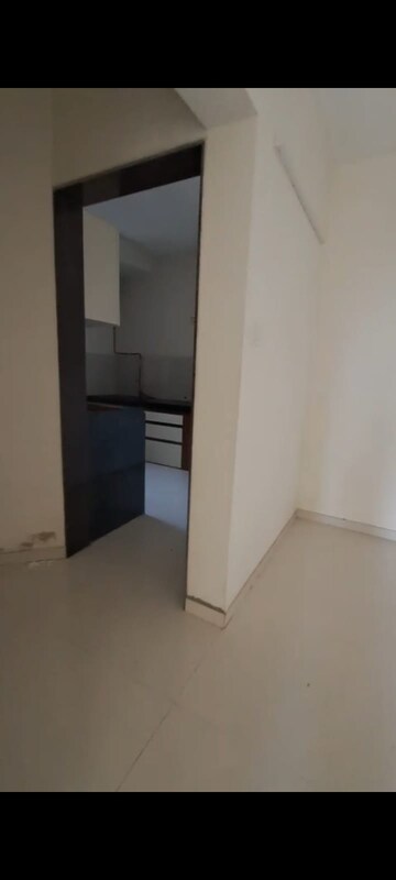 Room in 2 BHK Apartment at Acme Ozone, Manpada – for Rent