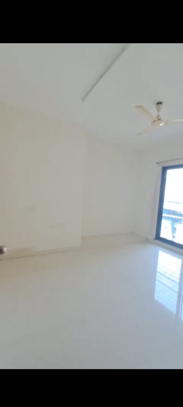 Room in 2 BHK Apartment at Acme Ozone, Manpada – for Rent