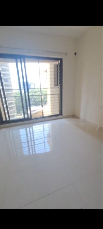 Room in 2 BHK Apartment at Acme Ozone, Manpada – for Rent