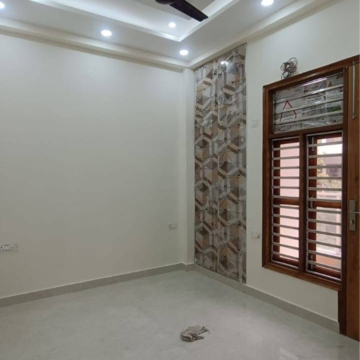Room in 2 BHK Builder Floor at Ansal Celebrity Suites, Choma – for Rent
