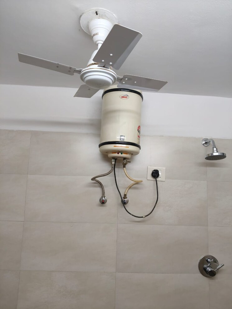 Bathroom, signature-global-the-millennia 2 Bedroom 600 Sq.Ft. Apartment In Sector 37d Gurgaon 8428556