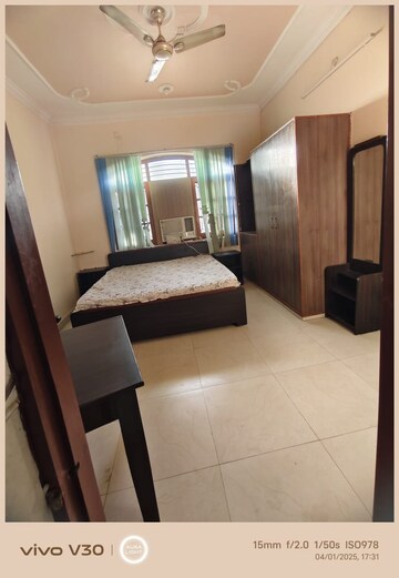 Bedroom in 6 BHK Independent House at Gomti Nagar – for Rent