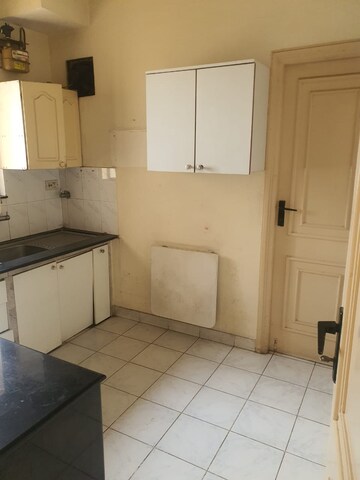Bathroom in 3 BHK Apartment at Hiranandani Sovereign, Powai – for Rent