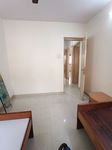 Furnished Amenities in 2 BHK Apartment at Borivali West – for Rent