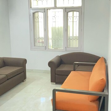 Living Room in 3 BHK Apartment at Jagdamba Aparmtent, Rohini Sector 13 – for Sale