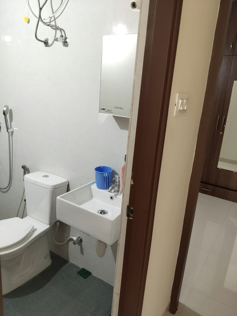 Attached Bathroom, gogol 2 Bedroom 109 Sq.Yd. Apartment In Gogol Goa 8428667