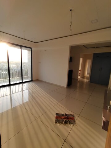 Bedroom in 2 BHK Apartment at Sama Savli Road – for Rent