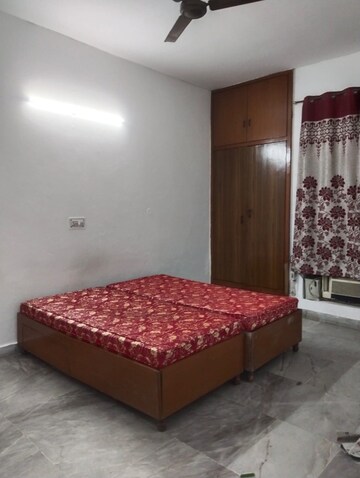Bedroom in 2 BHK Independent House at RWA Apartments Sector 39, Sector 39 – for Rent