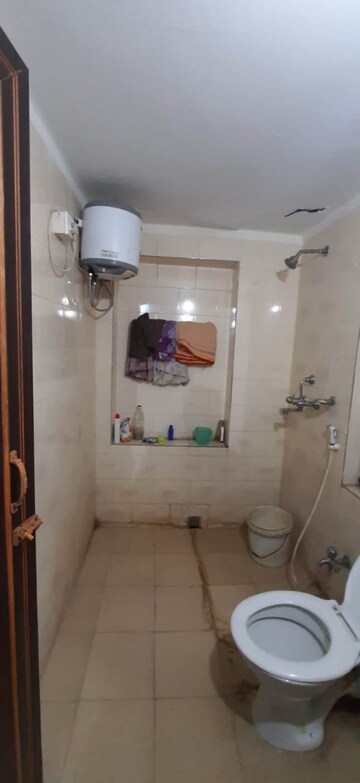 Bathroom in 6+ BHK Independent House at Tollygunge – for Sale