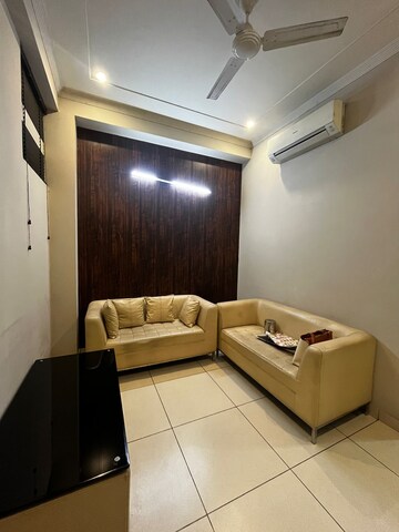 Living Room in 3 BHK Builder Floor at Ansal Sushant Lok I, Sector 43 – for Rent