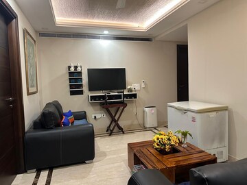 Master Bedroom in 4 BHK Builder Floor at Vasant Vihar – for Rent