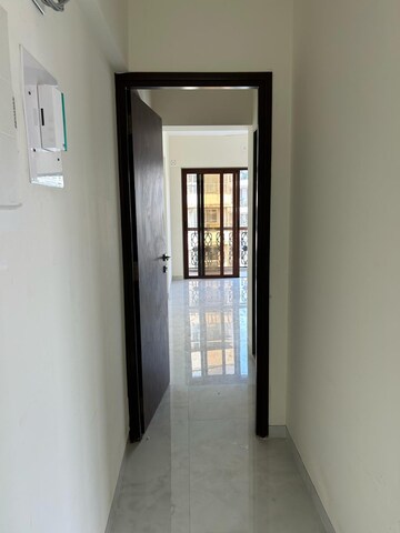 Building Lobby in 2 BHK Apartment at Kukreja Geetanjali, Chembur – for Rent