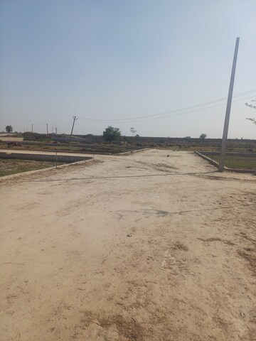  Plot For Sale in Jewar
