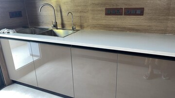 Furnished Amenities in 2 BHK Builder Floor at DLF The Shopping Mall, Sector 26a – for Rent