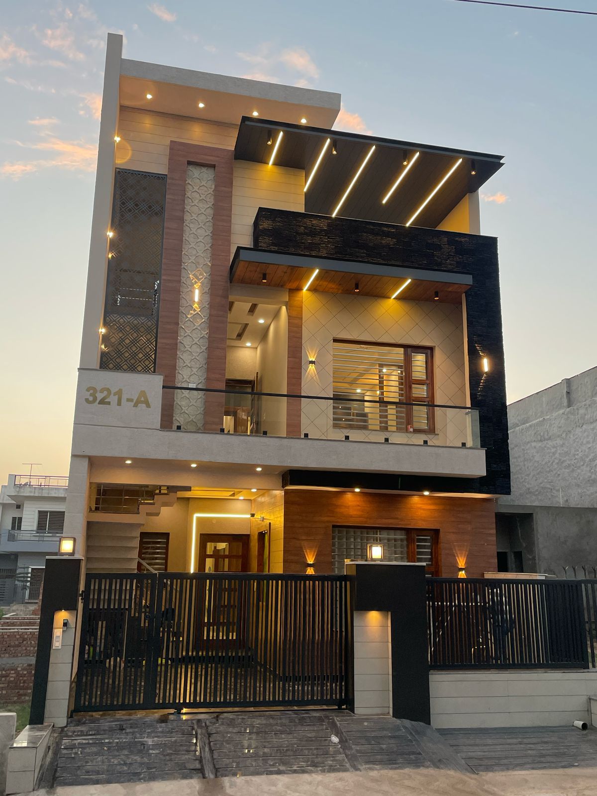 4 BHK + Pooja Room,Servant Room,Study Room,Extra Room Independent House For Sale in Rejoice Land Group 