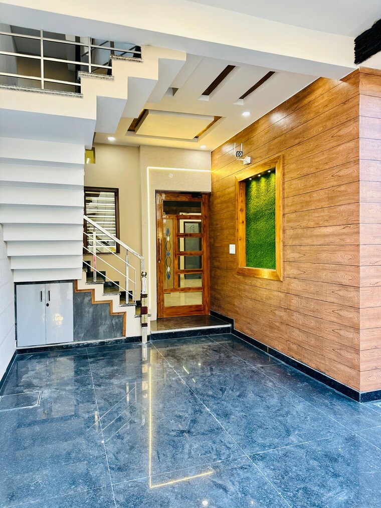  Parking, sector 124 4 Bedroom 137 Sq.Yd. Independent House In Sector 124 Mohali 8428756