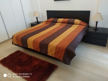 Bedroom in 3 BHK Apartment at DLF Park Place, Sector 54 – for Rent