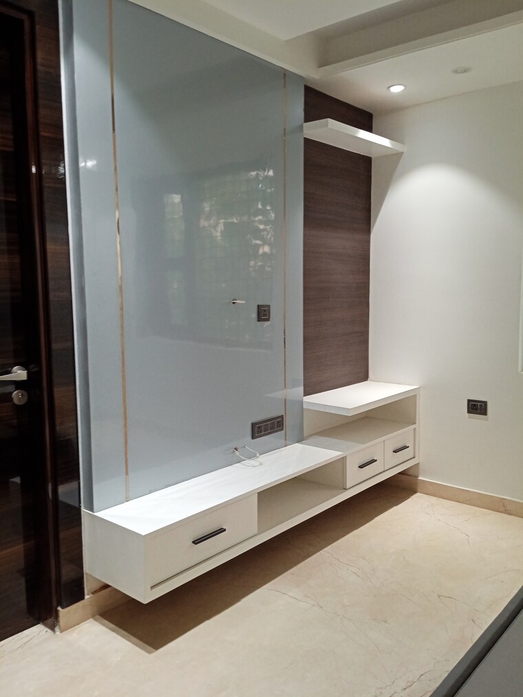 undefined, igi airport area 4 Bedroom 2000 Sq.Ft. Apartment In Igi Airport Area Delhi 8428800