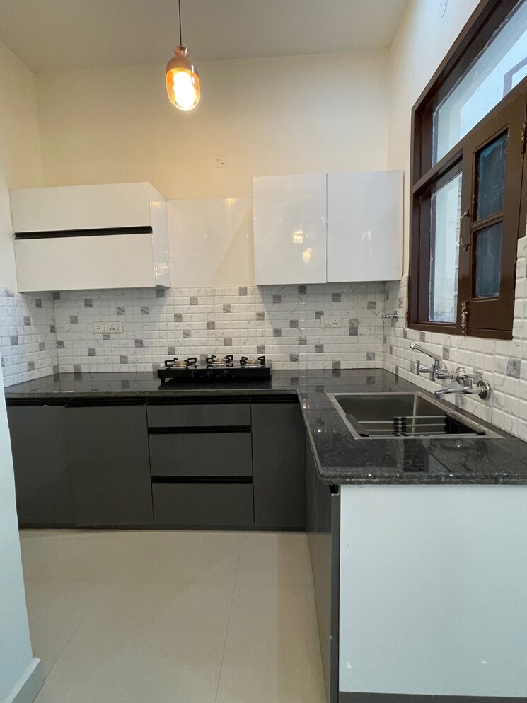 Kitchen, sector 123 1 Bedroom 62 Sq.Yd. Apartment In Sector 123 Mohali 8428821