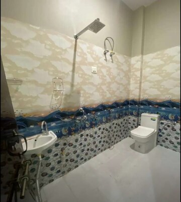 Bathroom in 2 BHK Villa at Jankipuram – for Rent