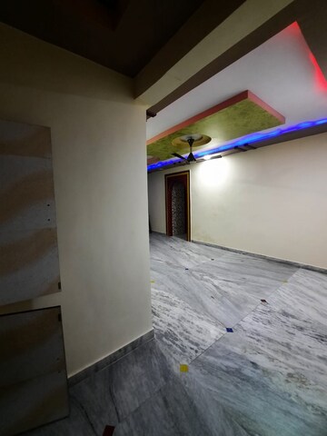 Room in 3.5 BHK Apartment at Jasraj Apartment, Kalyan West – for Rent
