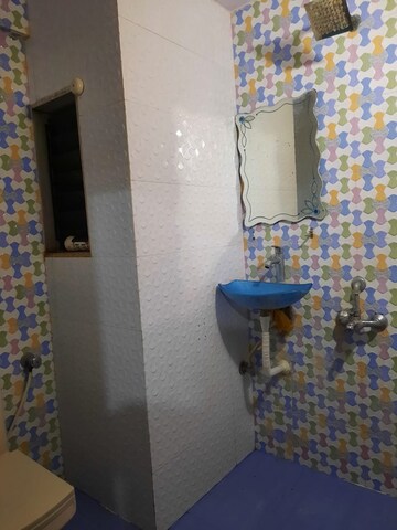 Furnished Amenities in 3.5 BHK Apartment at Jasraj Apartment, Kalyan West – for Rent