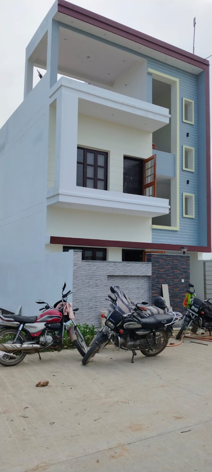 Plot For Sale in Banthala Ghaziabad Deepak