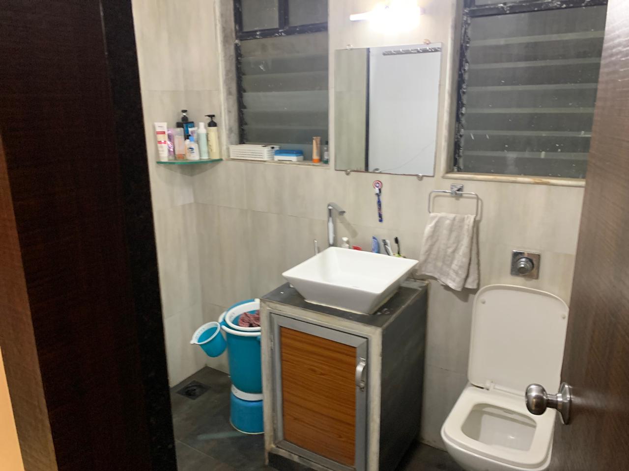 1 BHK Apartment For Sale in Evershine Millenium Paradise