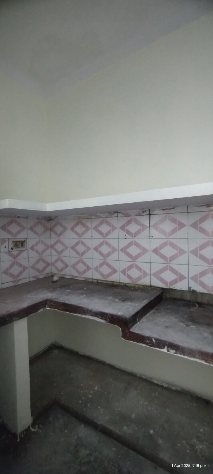 undefined, uttam nagar 1 Bedroom 500 Sq.Ft. Builder Floor In Uttam Nagar Delhi 8428864