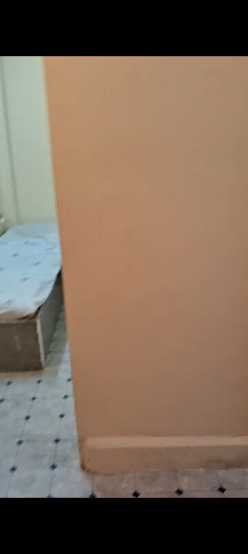 Furnished Amenities in 1 RK Apartment at Saraswat CHS, Chembur – for Rent