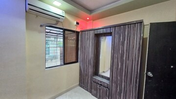 Room in 1 BHK Apartment at Mayuresh CHS Virar East, Virar East – for Rent