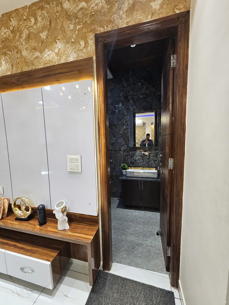 Attached Bathroom, sector 124 4 Bedroom 116 Sq.Yd. Independent House In Sector 124 Mohali 8428893