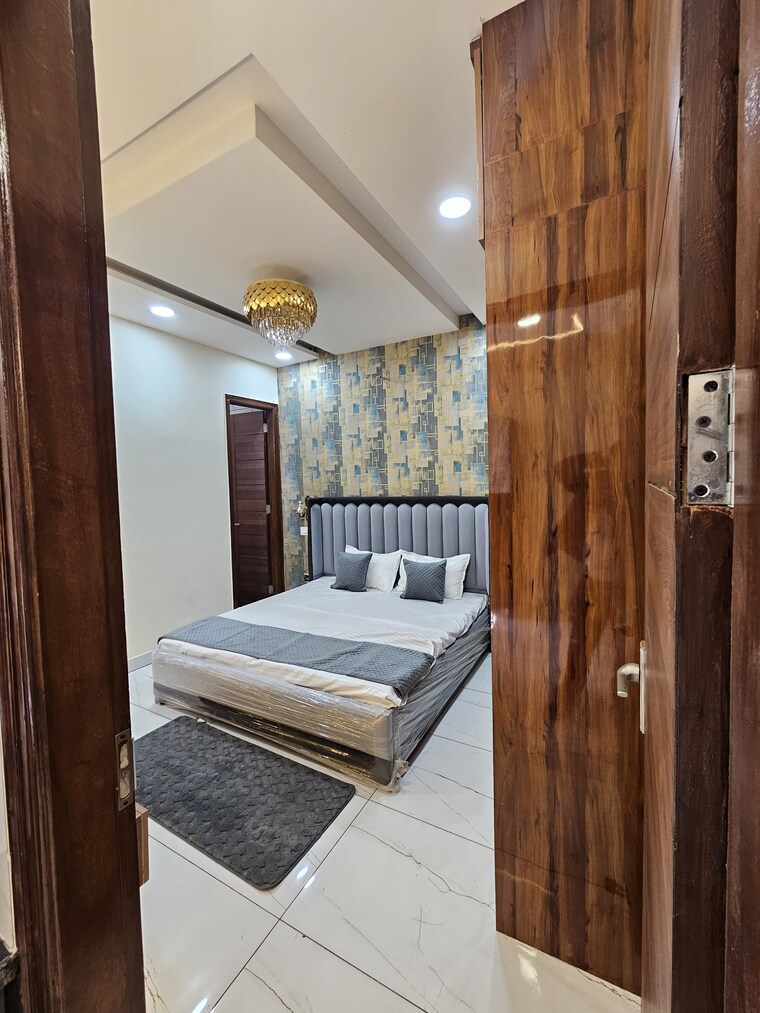 Room, sector 124 4 Bedroom 116 Sq.Yd. Independent House In Sector 124 Mohali 8428893