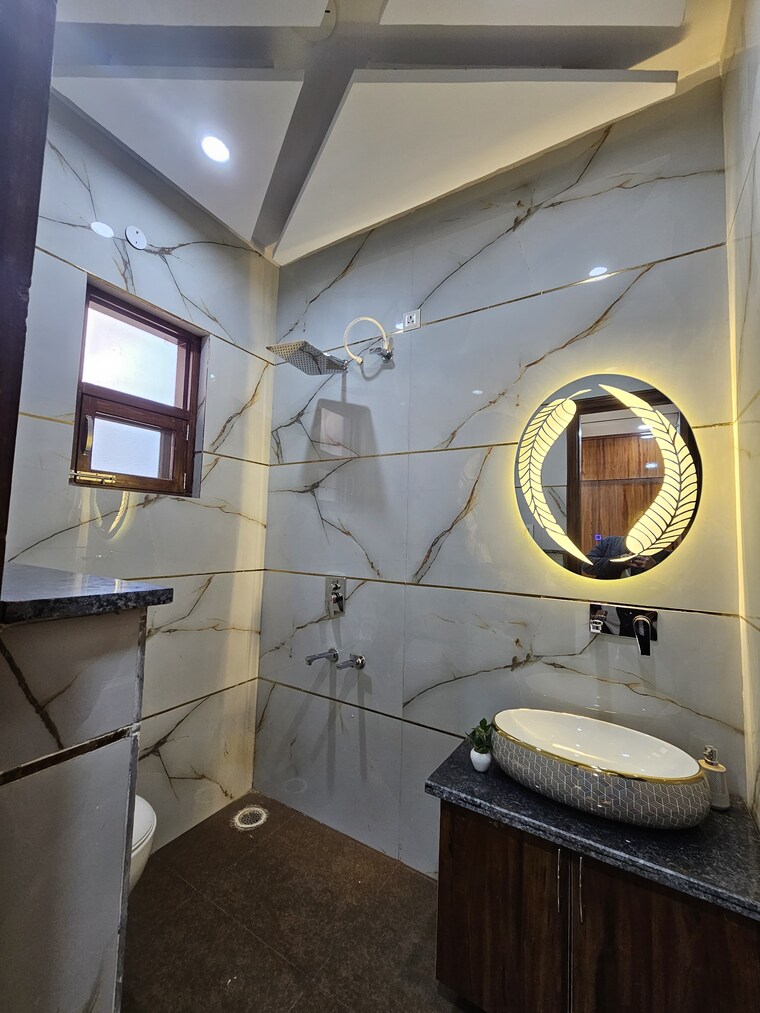 Bathroom, sector 124 4 Bedroom 116 Sq.Yd. Independent House In Sector 124 Mohali 8428893