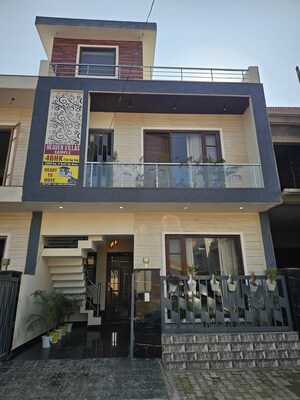 4 BHK Independent House For Sale in Sector 124