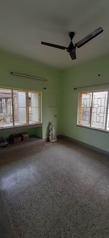 2 BHK Apartment For Sale in Behala