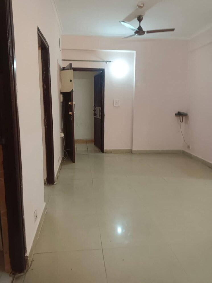Room, ip extension 3 Bedroom 1250 Sq.Ft. Apartment In Ip Extension Delhi 8428922
