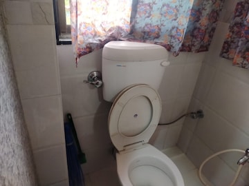 Bathroom in Studio Independent House at Kamgar Nagar CHS Kurla East, Kurla East – for Rent