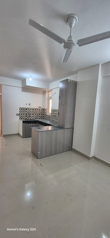 Furnished Amenities in 2.5 BHK Apartment at ROF Alante, Sector 108 – for Rent
