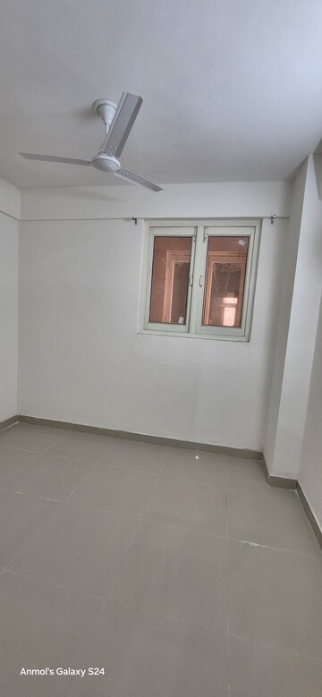 Furnished Amenities in 2.5 BHK Apartment at ROF Alante, Sector 108 – for Rent