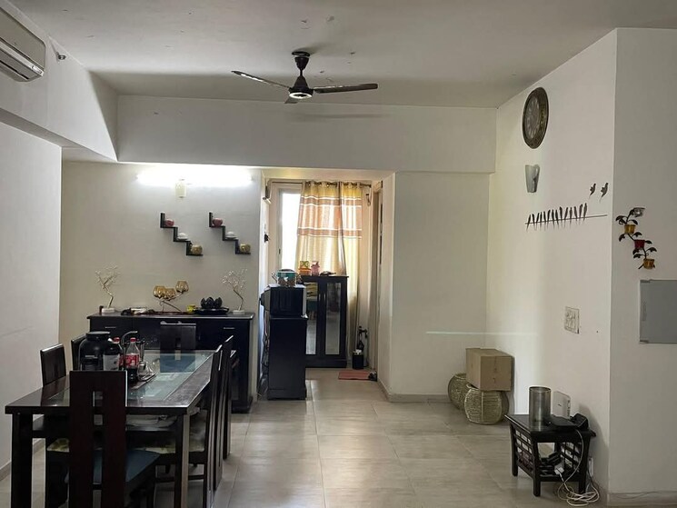 Living Room, ip extension 3 Bedroom 1250 Sq.Ft. Apartment In Ip Extension Delhi 8428938