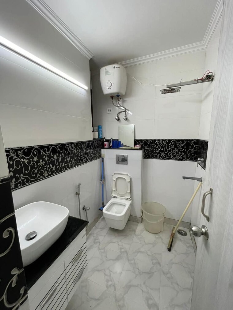 Bathroom, ip extension 3 Bedroom 1250 Sq.Ft. Apartment In Ip Extension Delhi 8428940