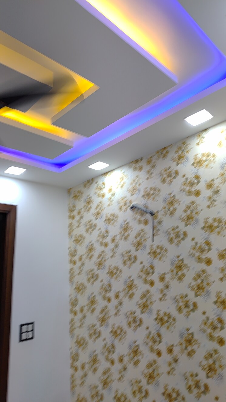 Room, mohan garden 1 RK 40 Sq.Yd. Builder Floor In Mohan Garden Delhi 8428958