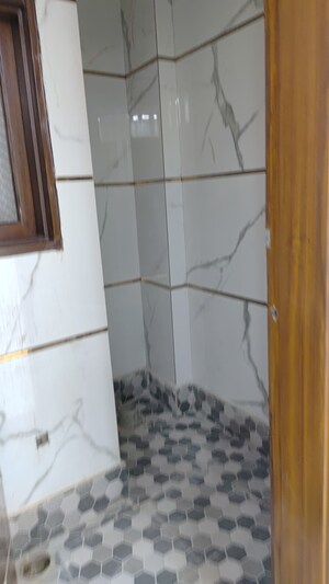  1 RK Builder Floor at Mohan Garden – for Sale