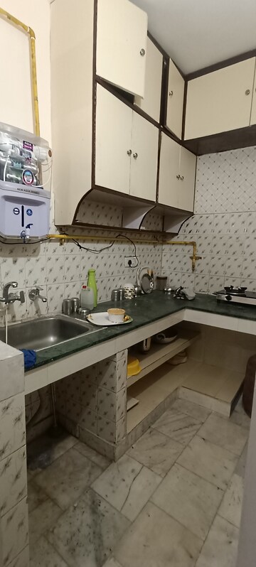 Kitchen in 2.5 BHK Builder Floor at Govindpuri – for Rent
