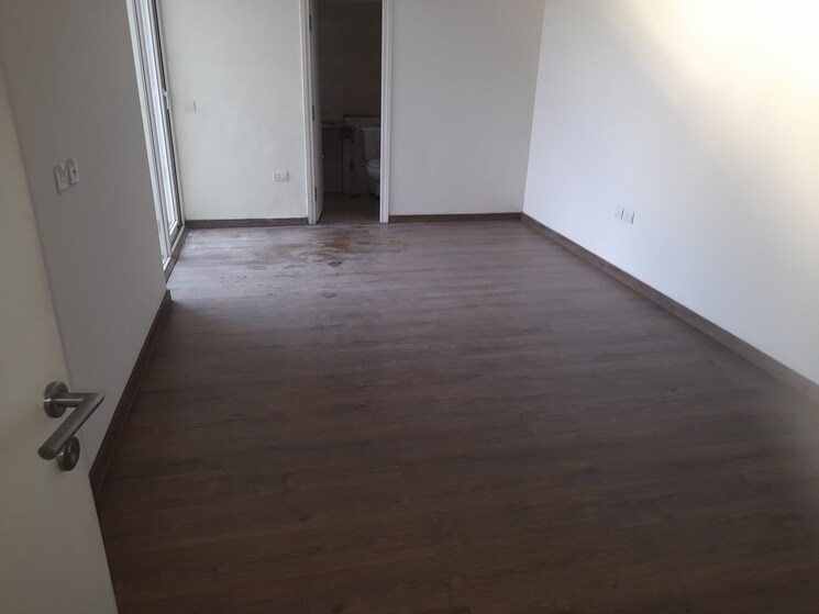 Room, emaar-the-palm-drive-palm-studios 4 Bedroom 2625 Sq.Ft. Apartment In Sector 66 Gurgaon 8428970