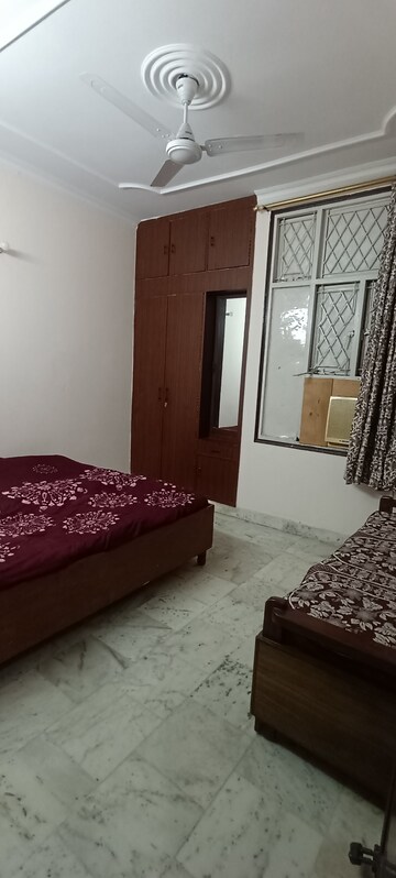Bedroom in 2.5 BHK Builder Floor at Govindpuri – for Rent