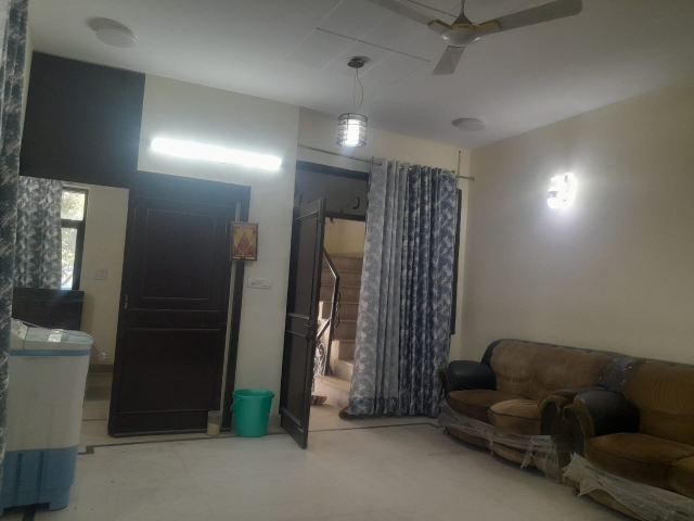 3.5 BHK + Servant Room,Study Room Apartment For Sale in Paras Dews