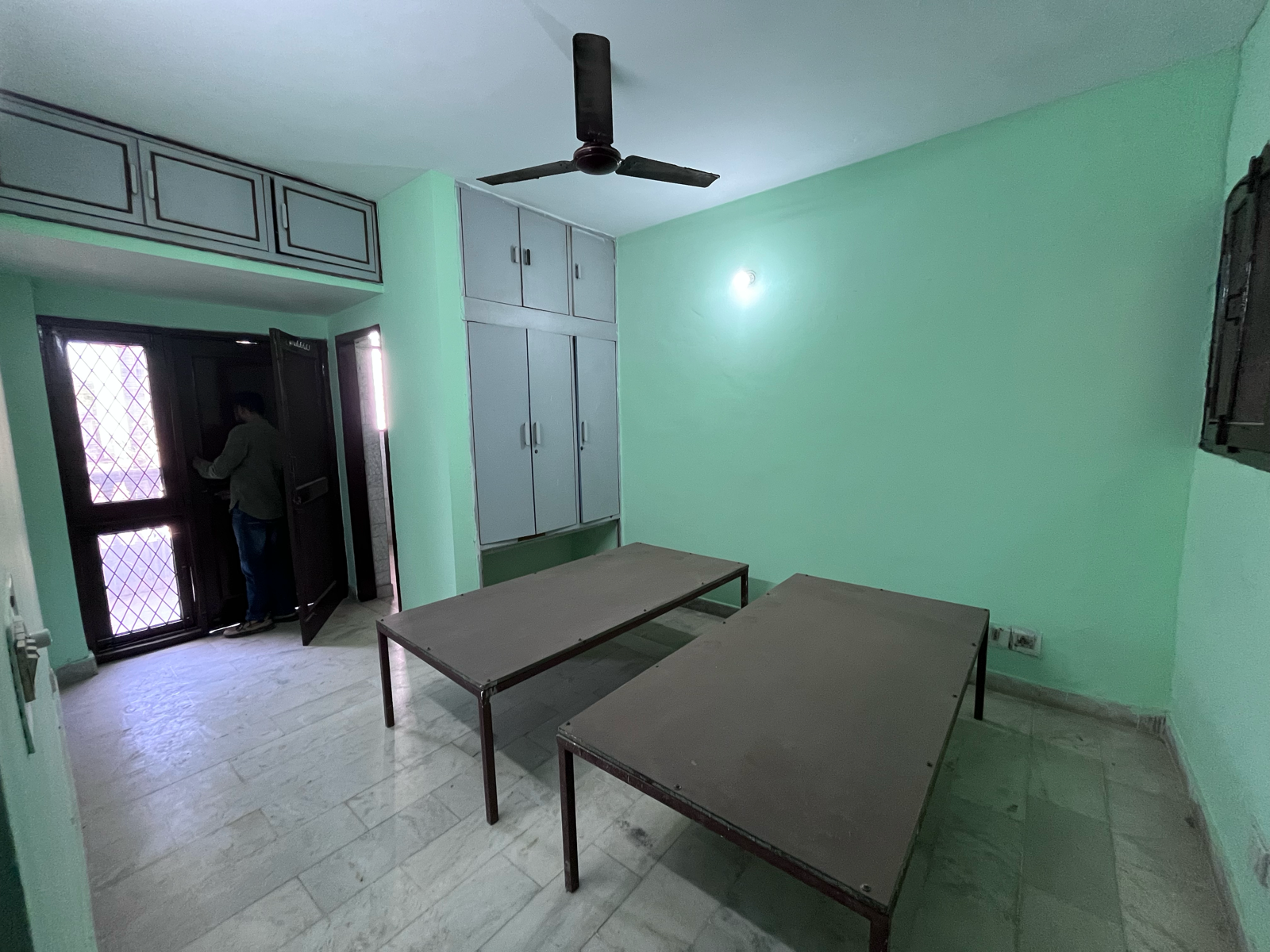 2 BHK + Extra Room Builder Floor For Rent in Ansal Sushant Lok I